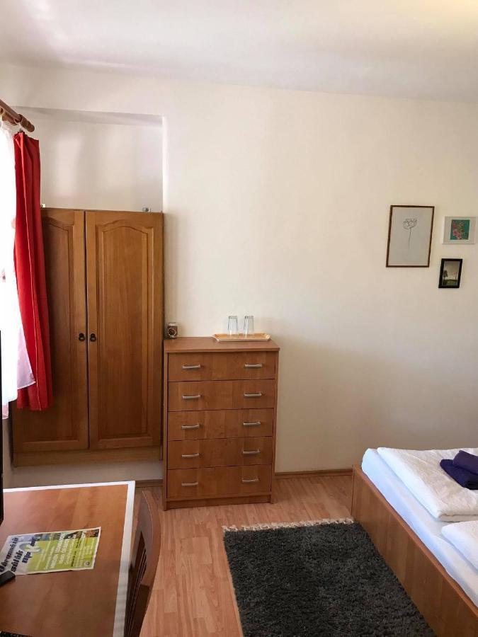 Hunyadi Panzio-Apartman Makó Exteriér fotografie