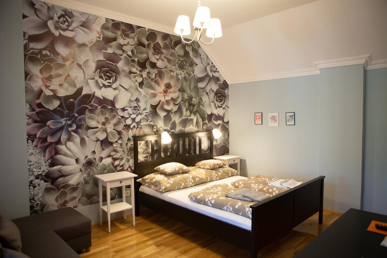 Hunyadi Panzio-Apartman Makó Exteriér fotografie