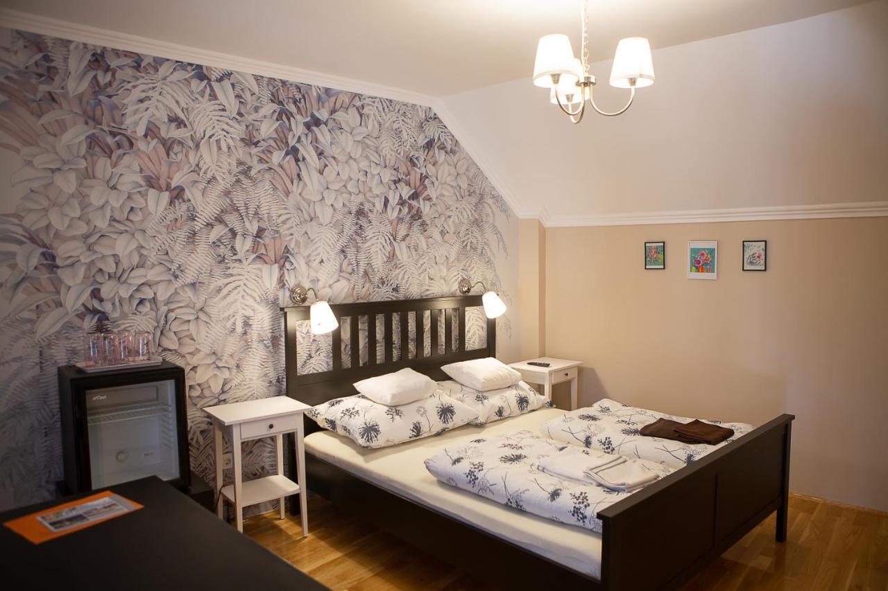 Hunyadi Panzio-Apartman Makó Exteriér fotografie