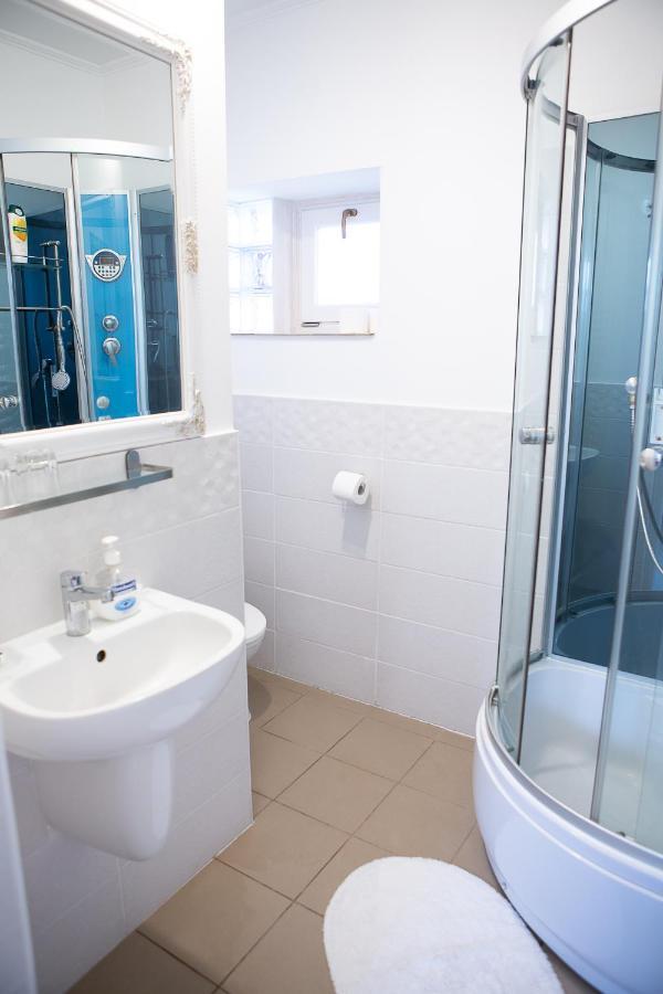 Hunyadi Panzio-Apartman Makó Exteriér fotografie
