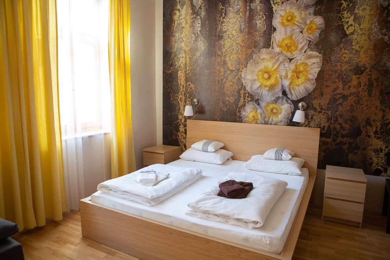 Hunyadi Panzio-Apartman Makó Exteriér fotografie